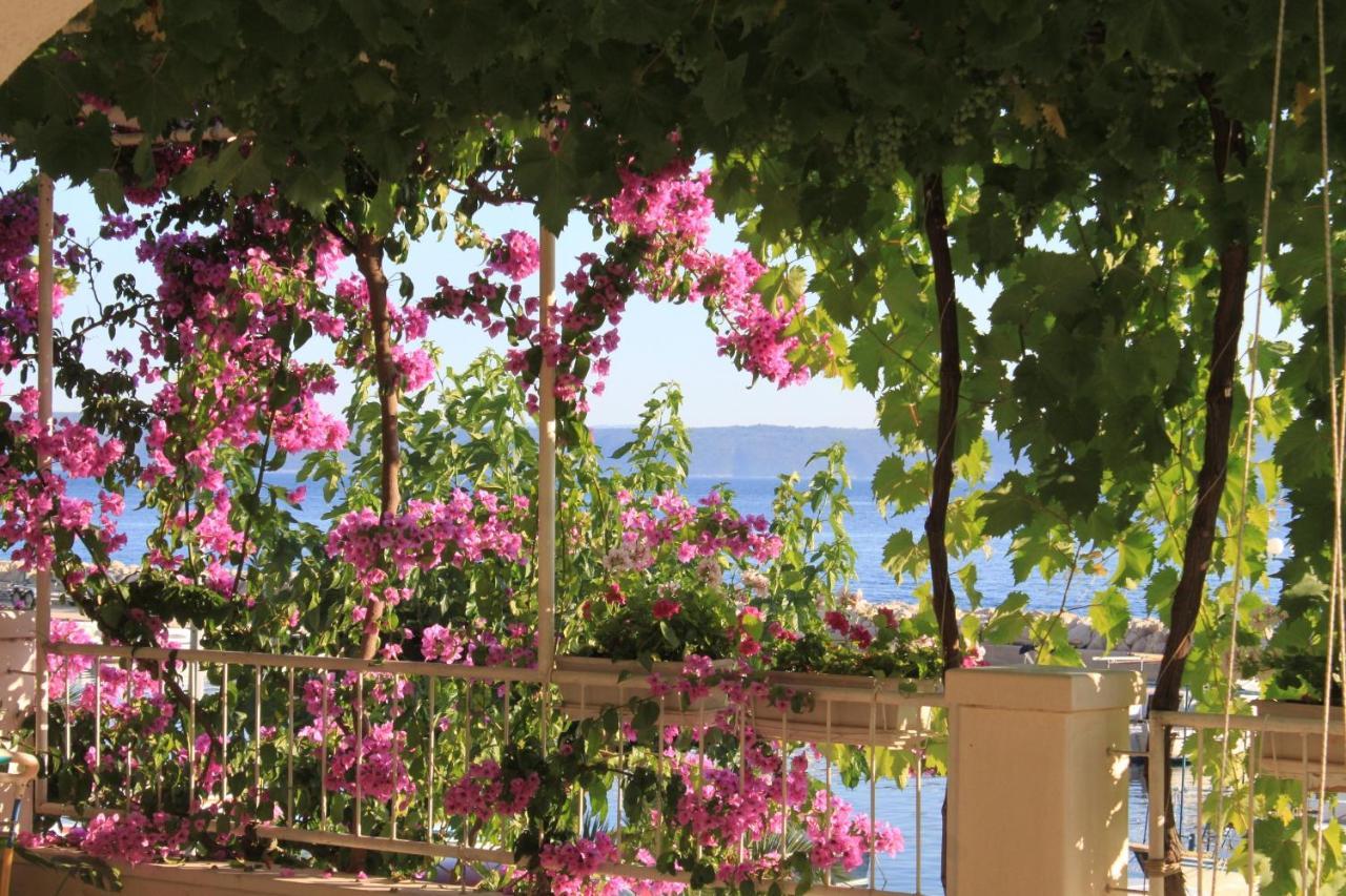 Apartments By The Sea Podgora, Makarska - 6596 外观 照片