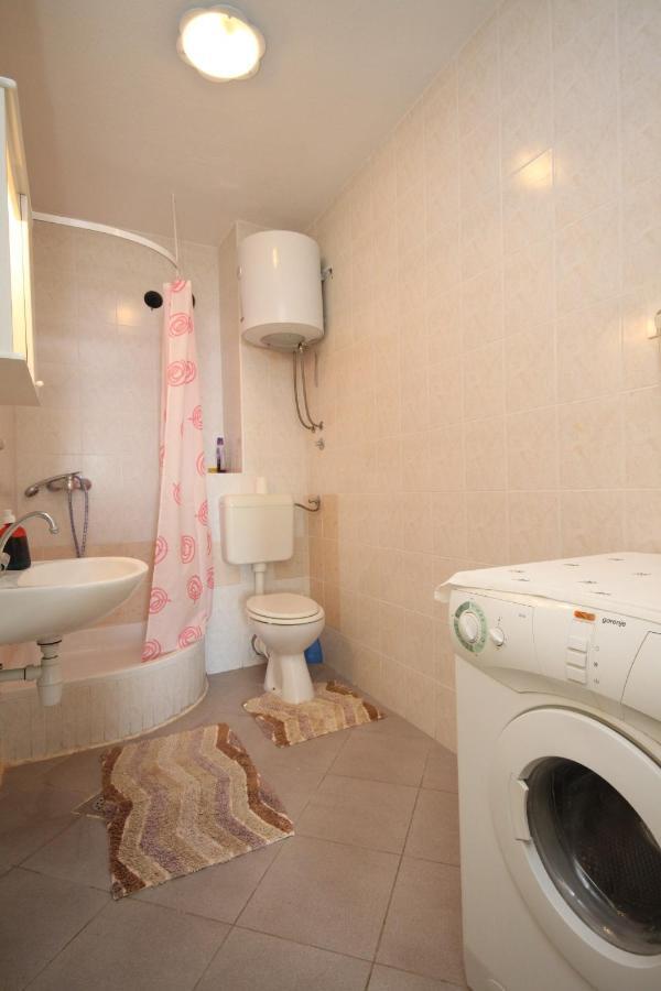 Apartments By The Sea Podgora, Makarska - 6596 外观 照片